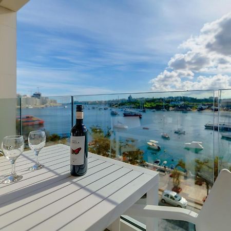 Superlative Apartment With Valletta And Harbour Views Sliema Exteriér fotografie