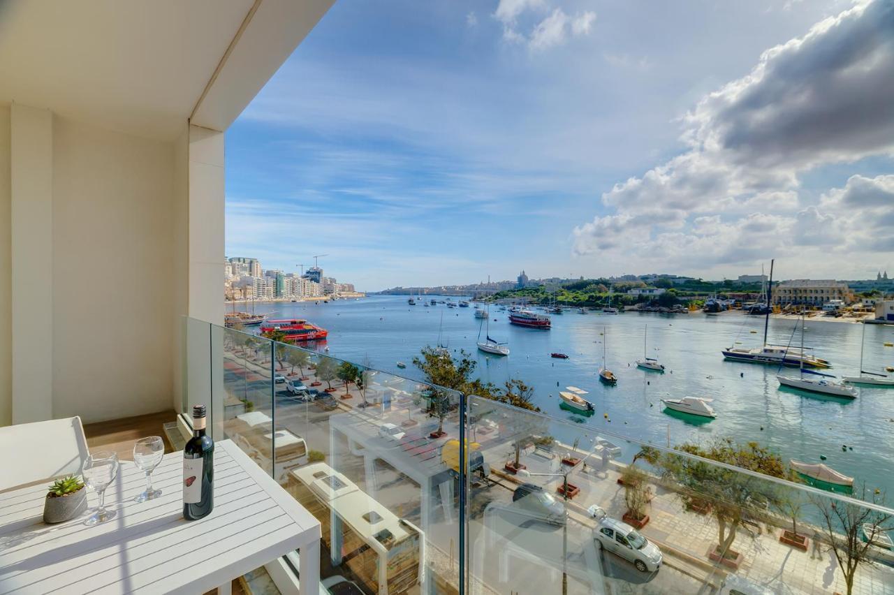 Superlative Apartment With Valletta And Harbour Views Sliema Exteriér fotografie