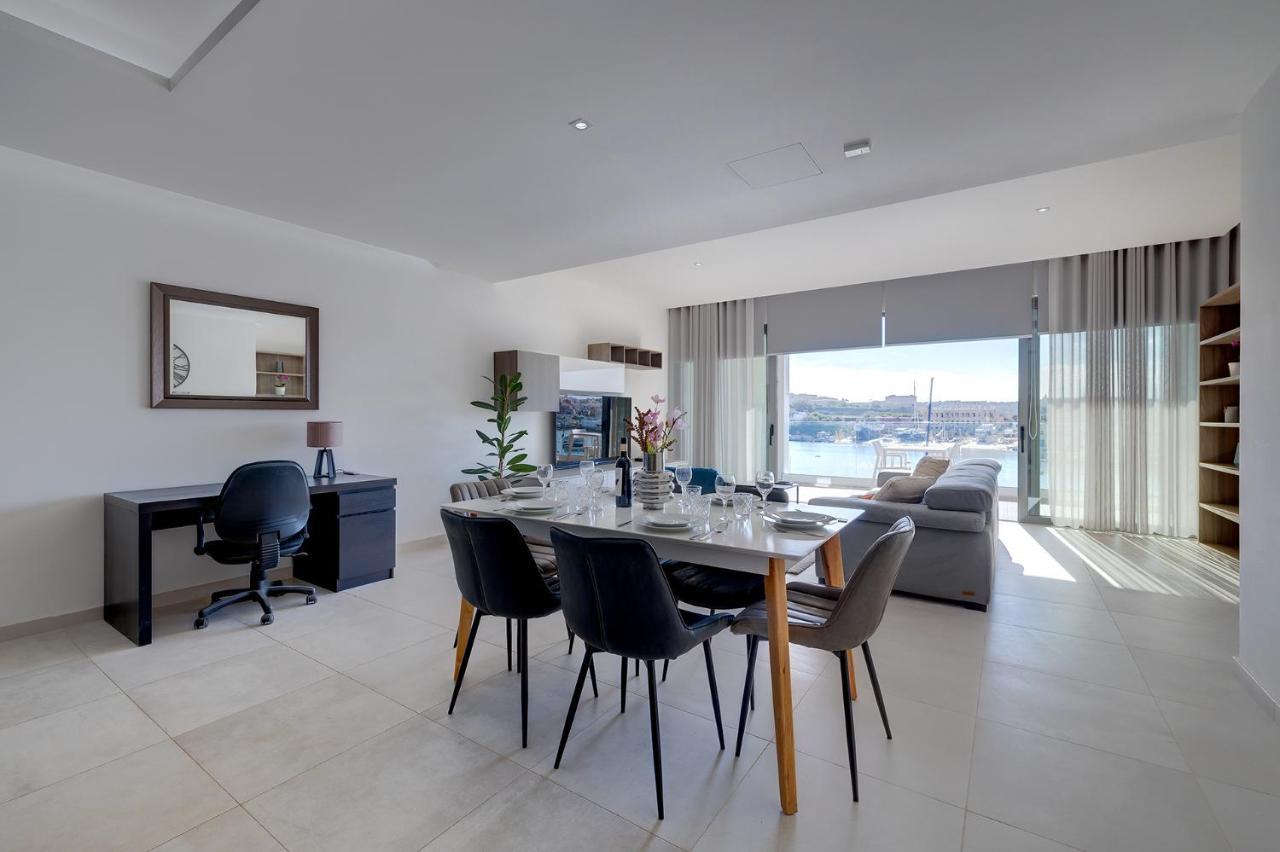 Superlative Apartment With Valletta And Harbour Views Sliema Exteriér fotografie
